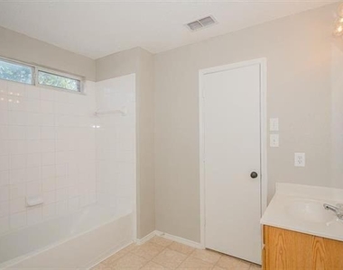 2152 Royal Acres Trail - Photo Thumbnail 21