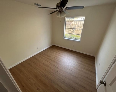 3528 Keyridge Drive - Photo Thumbnail 5