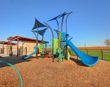 7015 Hopper Court - Photo Thumbnail 14
