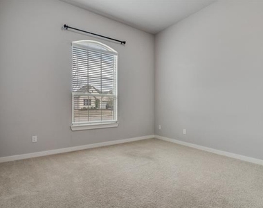 7015 Hopper Court - Photo Thumbnail 31