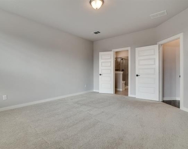 7015 Hopper Court - Photo Thumbnail 30