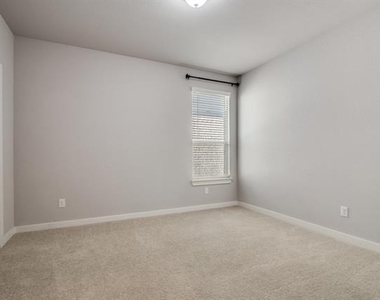 7015 Hopper Court - Photo Thumbnail 34