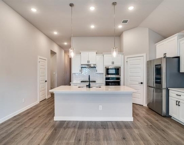 7015 Hopper Court - Photo Thumbnail 24