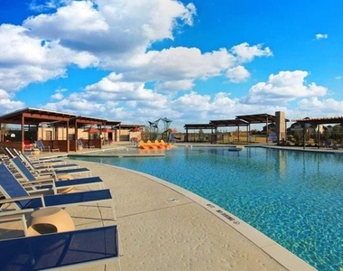7015 Hopper Court - Photo Thumbnail 2
