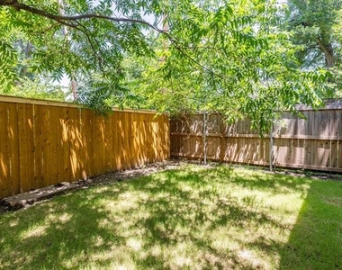 311 S Waverly Drive - Photo Thumbnail 34