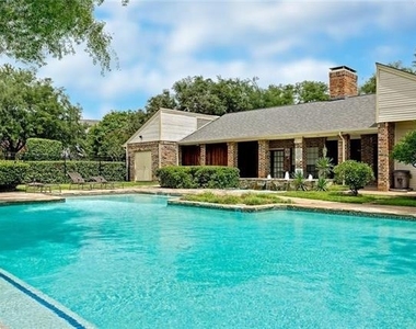 3140 Devonshire Drive - Photo Thumbnail 14
