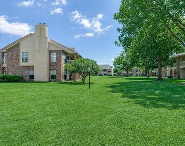 3140 Devonshire Drive - Photo Thumbnail 15