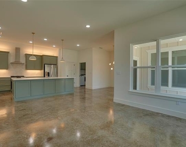 106 Cardinal Woods Court - Photo Thumbnail 3