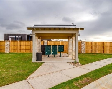 106 Cardinal Woods Court - Photo Thumbnail 20