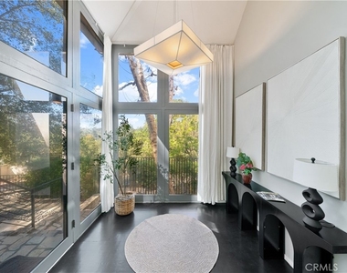 9653 Oak Pass - Photo Thumbnail 5
