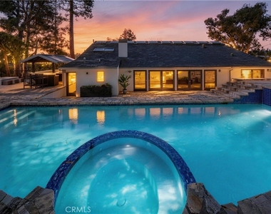 9653 Oak Pass - Photo Thumbnail 37