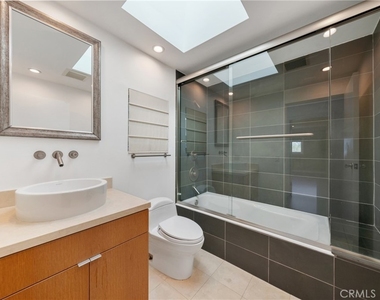 9653 Oak Pass - Photo Thumbnail 23