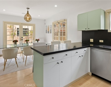 708 Westbourne - Photo Thumbnail 10