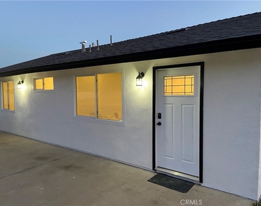 1548 N Lassen - Photo Thumbnail 18