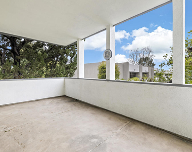 190 Arroyo Terrace - Photo Thumbnail 7