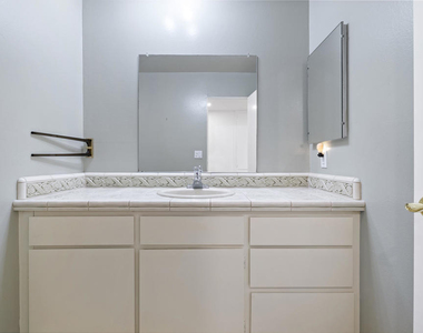 190 Arroyo Terrace - Photo Thumbnail 18