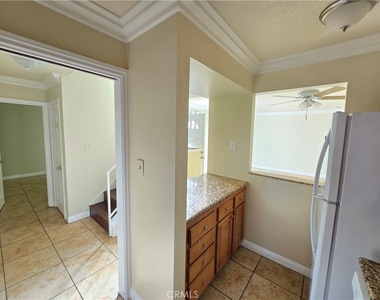 4862 Kona Drive - Photo Thumbnail 7