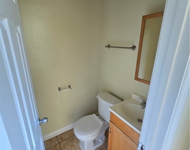 4862 Kona Drive - Photo Thumbnail 8