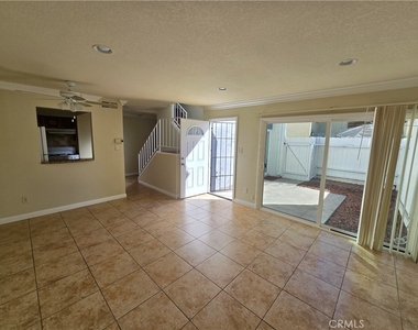 4862 Kona Drive - Photo Thumbnail 4