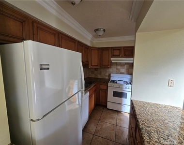 4862 Kona Drive - Photo Thumbnail 5