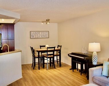 12530 Carmel Creek Road - Photo Thumbnail 5
