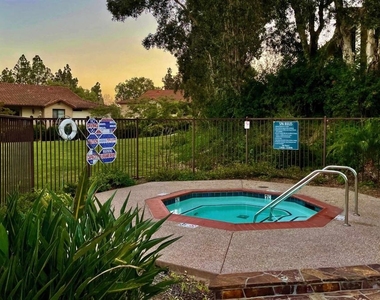 12530 Carmel Creek Road - Photo Thumbnail 11