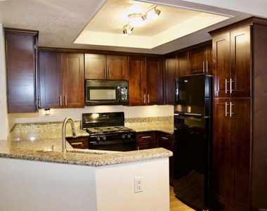 12530 Carmel Creek Road - Photo Thumbnail 6