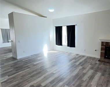 32440 Samuel Avenue - Photo Thumbnail 6