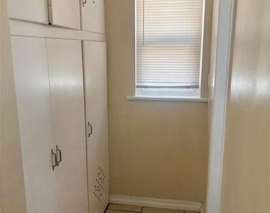 605 W D Street - Photo Thumbnail 14