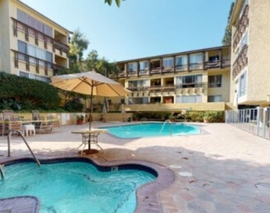 6225 Canterbury Drive - Photo Thumbnail 12
