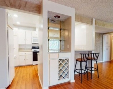 6225 Canterbury Drive - Photo Thumbnail 3
