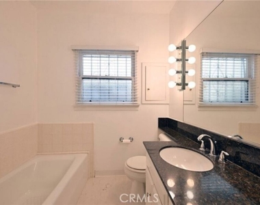 149 S Crescent Drive - Photo Thumbnail 4