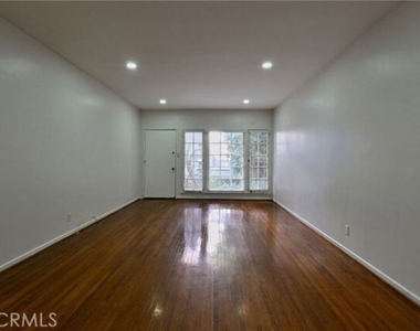 149 S Crescent Drive - Photo Thumbnail 1