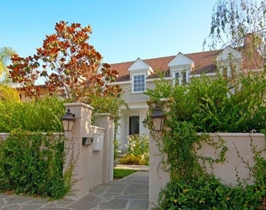 10253 Valley Spring Lane - Photo Thumbnail 26