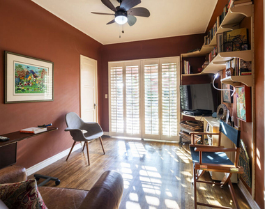 2005 Holmby Avenue - Photo Thumbnail 9