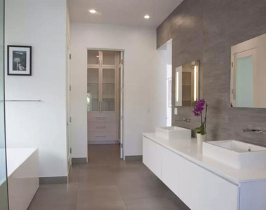 523 N Harper Avenue - Photo Thumbnail 35