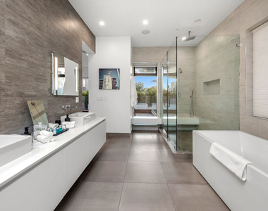 523 N Harper Avenue - Photo Thumbnail 21