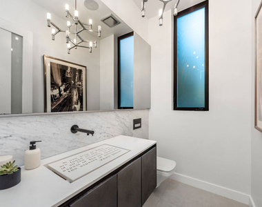 523 N Harper Avenue - Photo Thumbnail 12