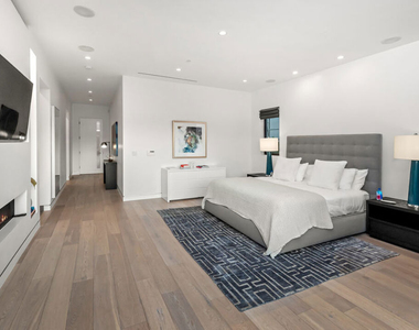 523 N Harper Avenue - Photo Thumbnail 20