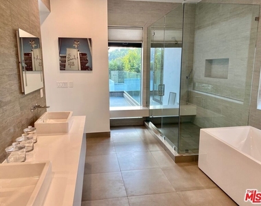 523 N Harper Avenue - Photo Thumbnail 37