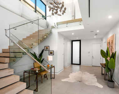 523 N Harper Avenue - Photo Thumbnail 11