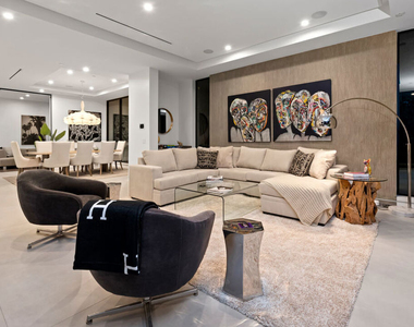523 N Harper Avenue - Photo Thumbnail 6
