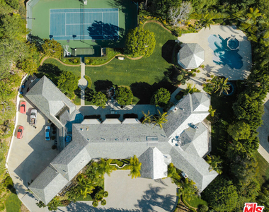 24 Beverly Park Terrace - Photo Thumbnail 9