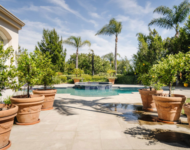 24 Beverly Park Terrace - Photo Thumbnail 8