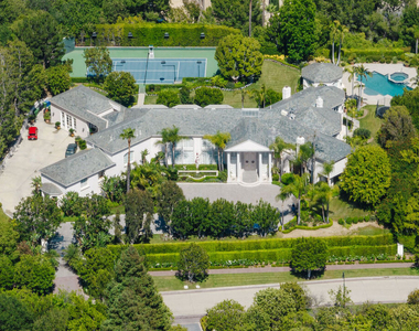 24 Beverly Park Terrace - Photo Thumbnail 10