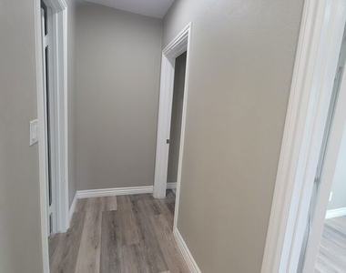 3067 Harrington Avenue - Photo Thumbnail 6