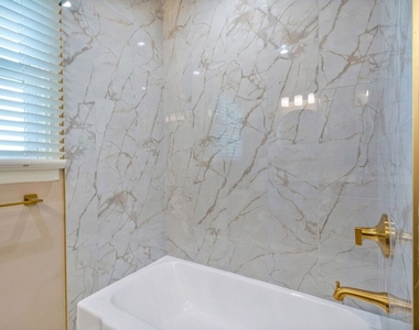 5911 S Corning Avenue - Photo Thumbnail 21