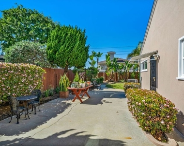 5911 S Corning Avenue - Photo Thumbnail 34