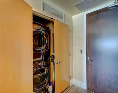 1100 S Hope Street - Photo Thumbnail 36