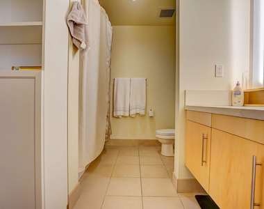 1100 S Hope Street - Photo Thumbnail 34